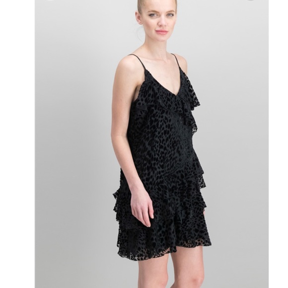 Parker Athens Dress in Black - Picture 4 of 11